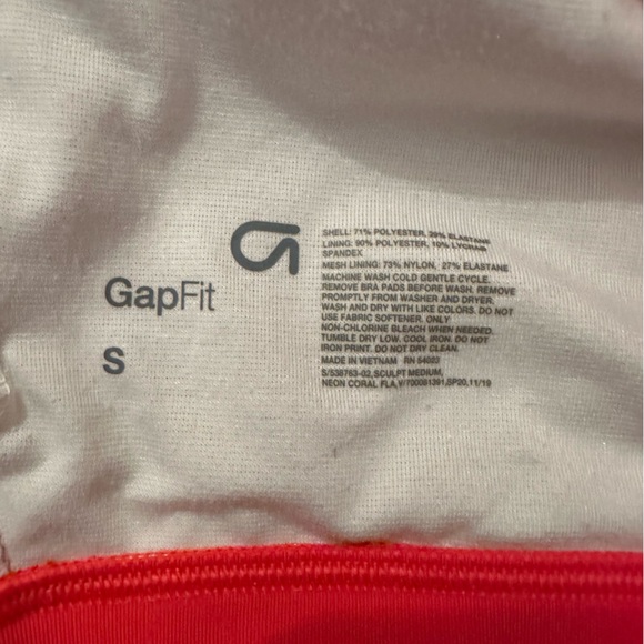 GapFit Sculpt Low Impact racerback sports bra in coral/red - Size S - Picture 7 of 7